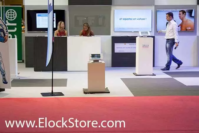Antivol et pied ipad ElockStore au salon de l auto  Elocstore