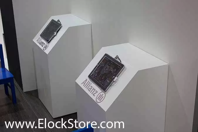 Antivol et pied ipad ElockStore au salon de l auto  Elocstore