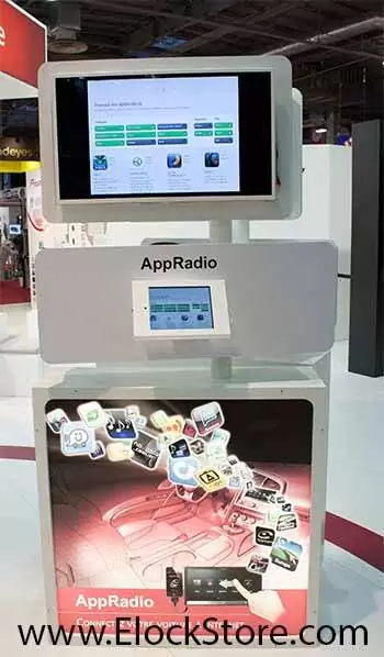 Antivol et pied ipad ElockStore au salon de l auto  Elocstore