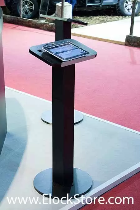 Antivol et pied ipad ElockStore au salon de l auto  Elocstore
