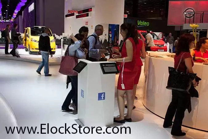 Antivol et pied ipad ElockStore au salon de l auto  Elocstore