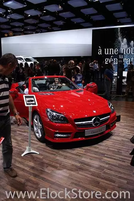 Antivol et pied ipad ElockStore au salon de l auto  Elocstore